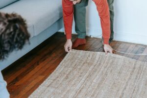 Cómo limpiar alfombras en casa y eliminar manchas sin dañarlas 2