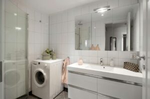Cómo organizar el baño pequeño y aprovecharlo al máximo