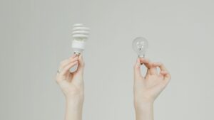 Cómo reducir la factura de luz en casa sin sacrificar comodidad